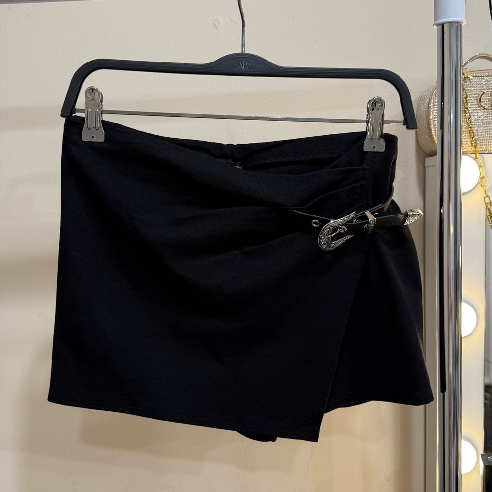 Windsor Black Wrap Skort with Western Buckle – Size S